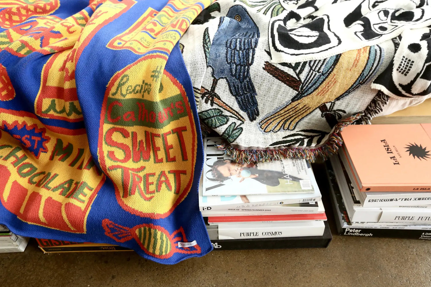 Pillows & Blankets
