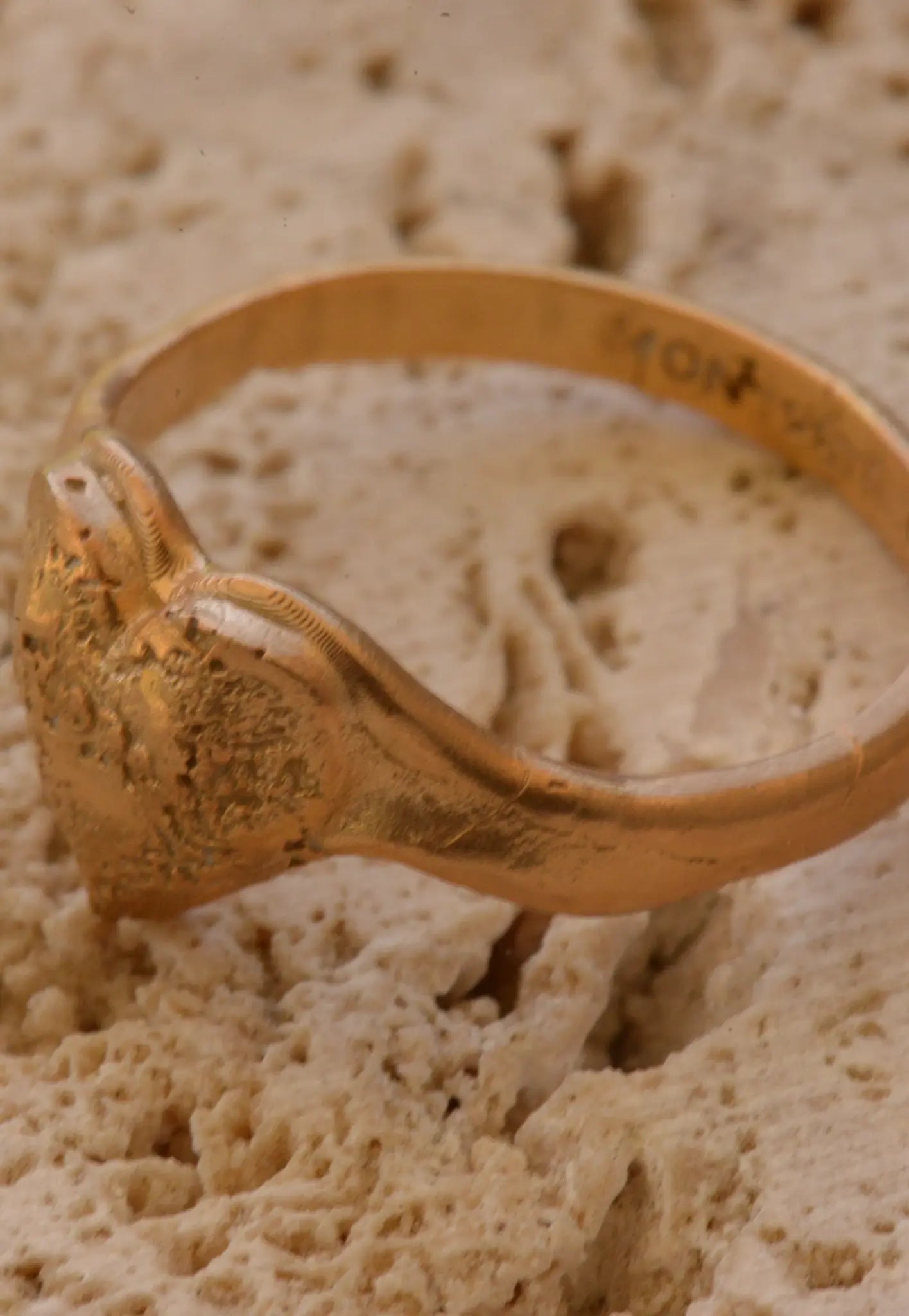 ring - etched heart - bronze by montestruque