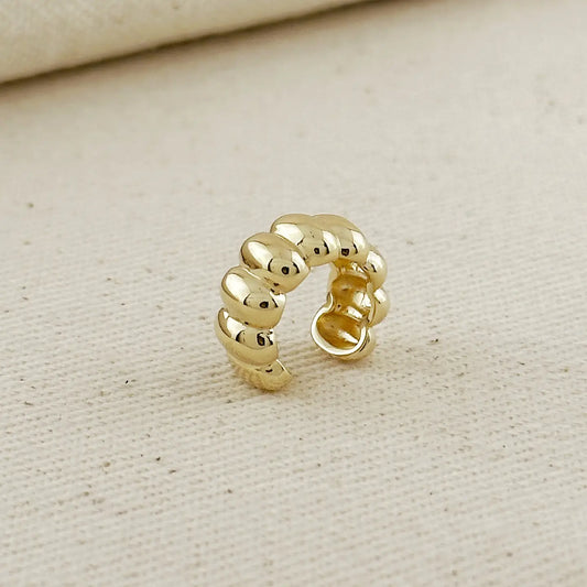 earrings - scalloped ear cuff - 18kgf by goldfi