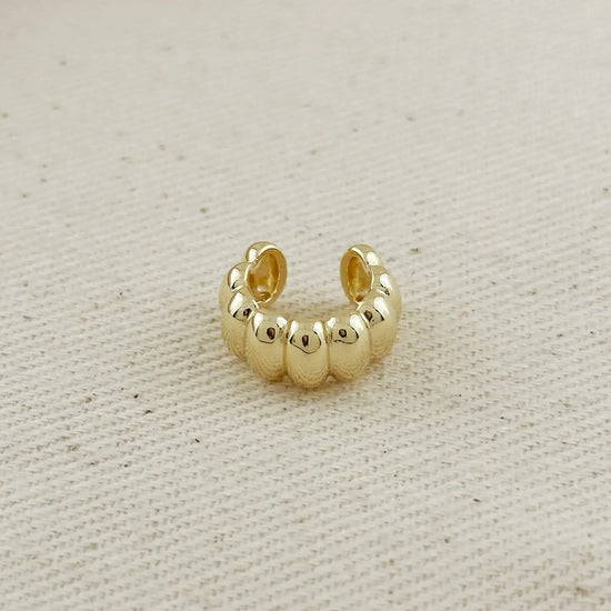 earrings - scalloped ear cuff - 18kgf by goldfi