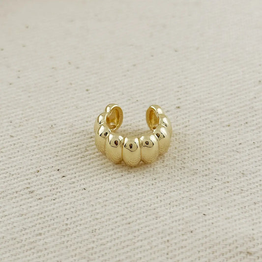 earrings - scalloped ear cuff - 18kgf by goldfi