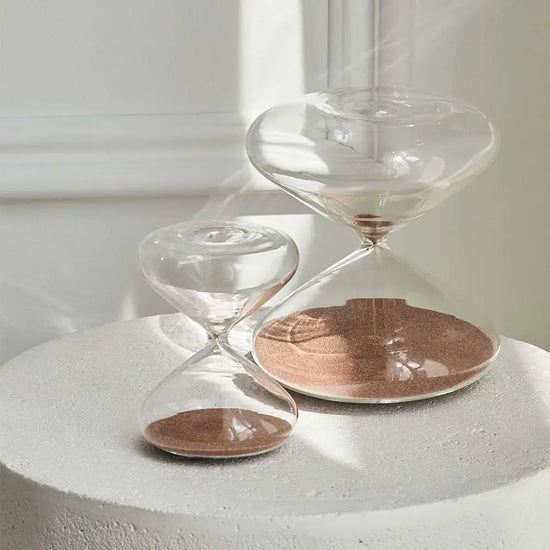sand timer - hourglass by intelligent change