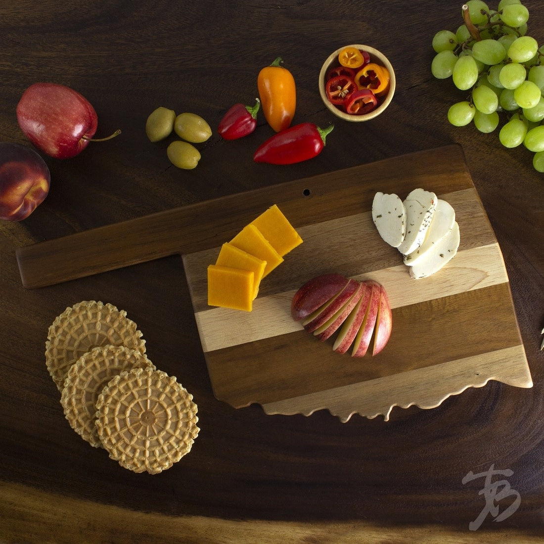 serving board - shiplap - oklahoma by totally bamboo