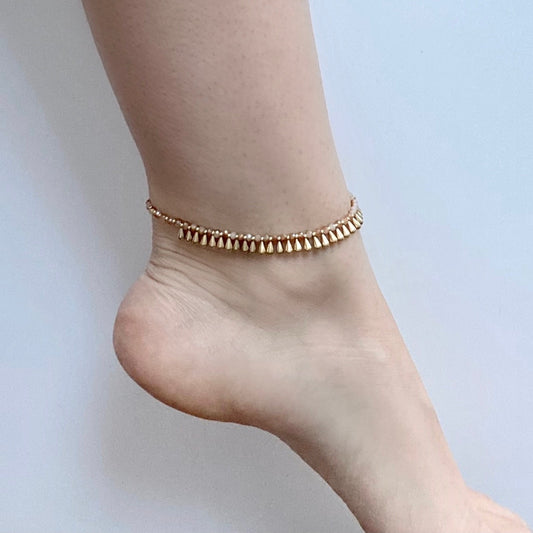 anklet - brass teardrop + glass beads by baizaar