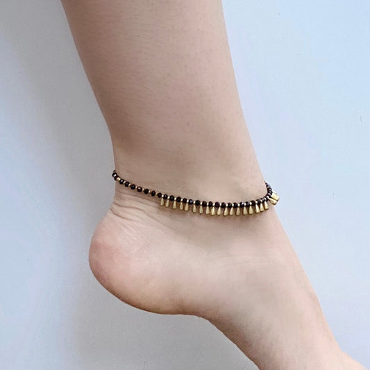 anklet - brass teardrop + glass beads by baizaar