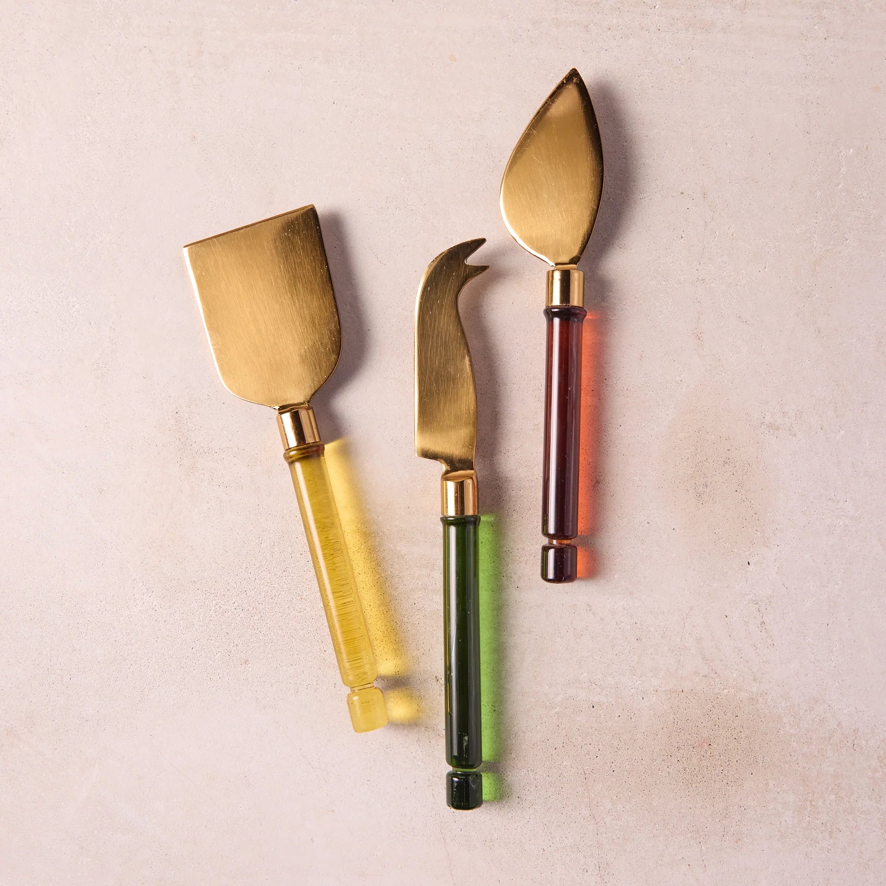cheese knife - niko glass handle by be home