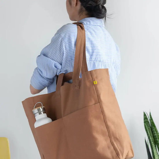 bag - box tote - nutmeg by fluf