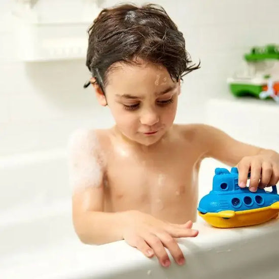 toy - bubbling submarine - 2-pack by green toys