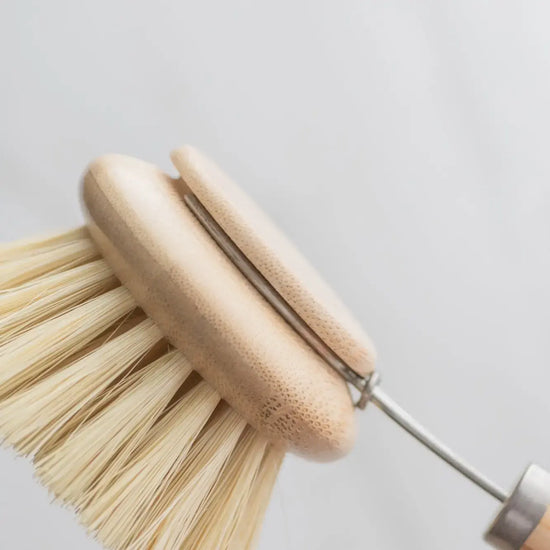dishwashing brush - long handle by no tox life