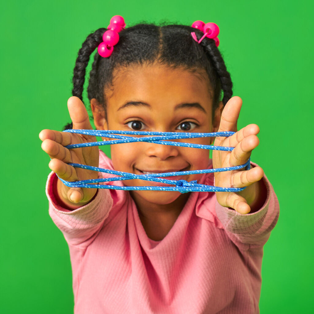 game - cat's cradle by kikkerland
