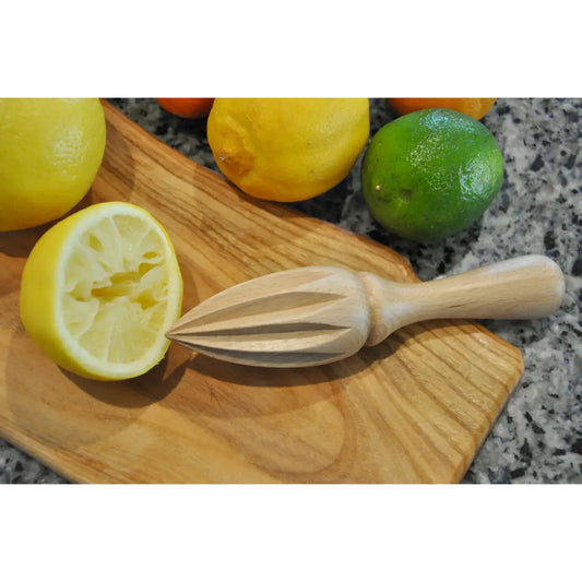 citrus juicer - beechwood by zefiro