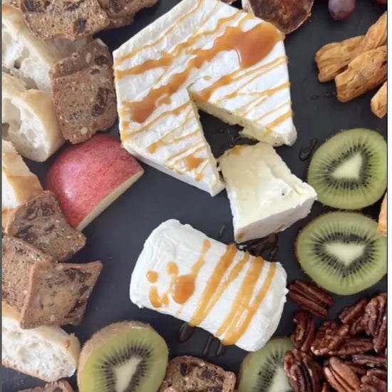 salted caramel sauce - coop's by coop's (confection toppings)