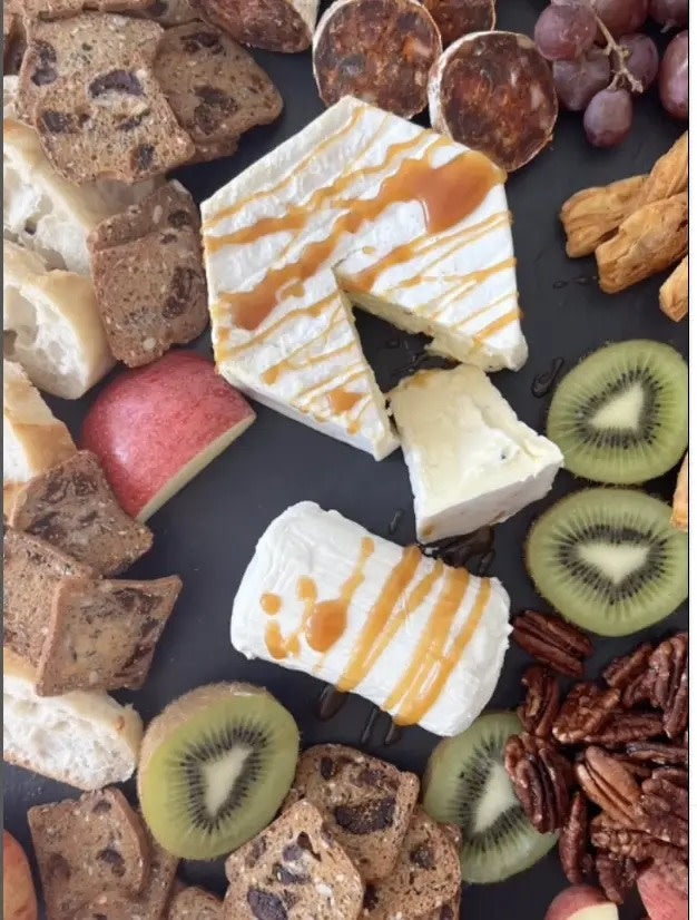 salted caramel sauce - coop's by coop's (confection toppings)