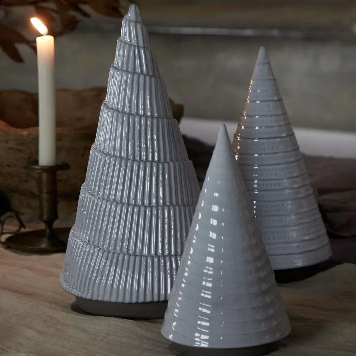 tree - ceramic white "festa" (3 sizes) by casafina