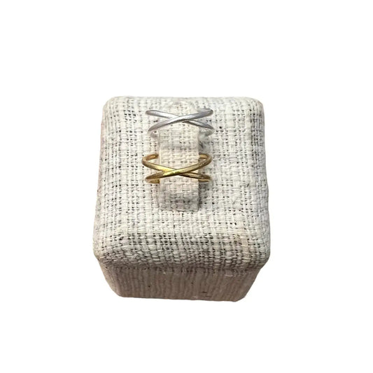 ear cuff - cross bar by baizaar