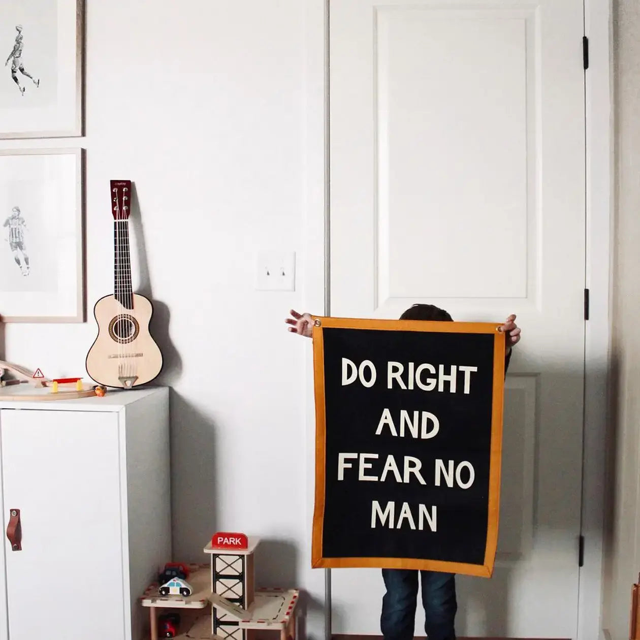banner - camp flag - do right and fear no man by oxford pennant