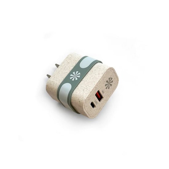 power adapter - double play eco™ wall - natural by tech candy (e-accessories)
