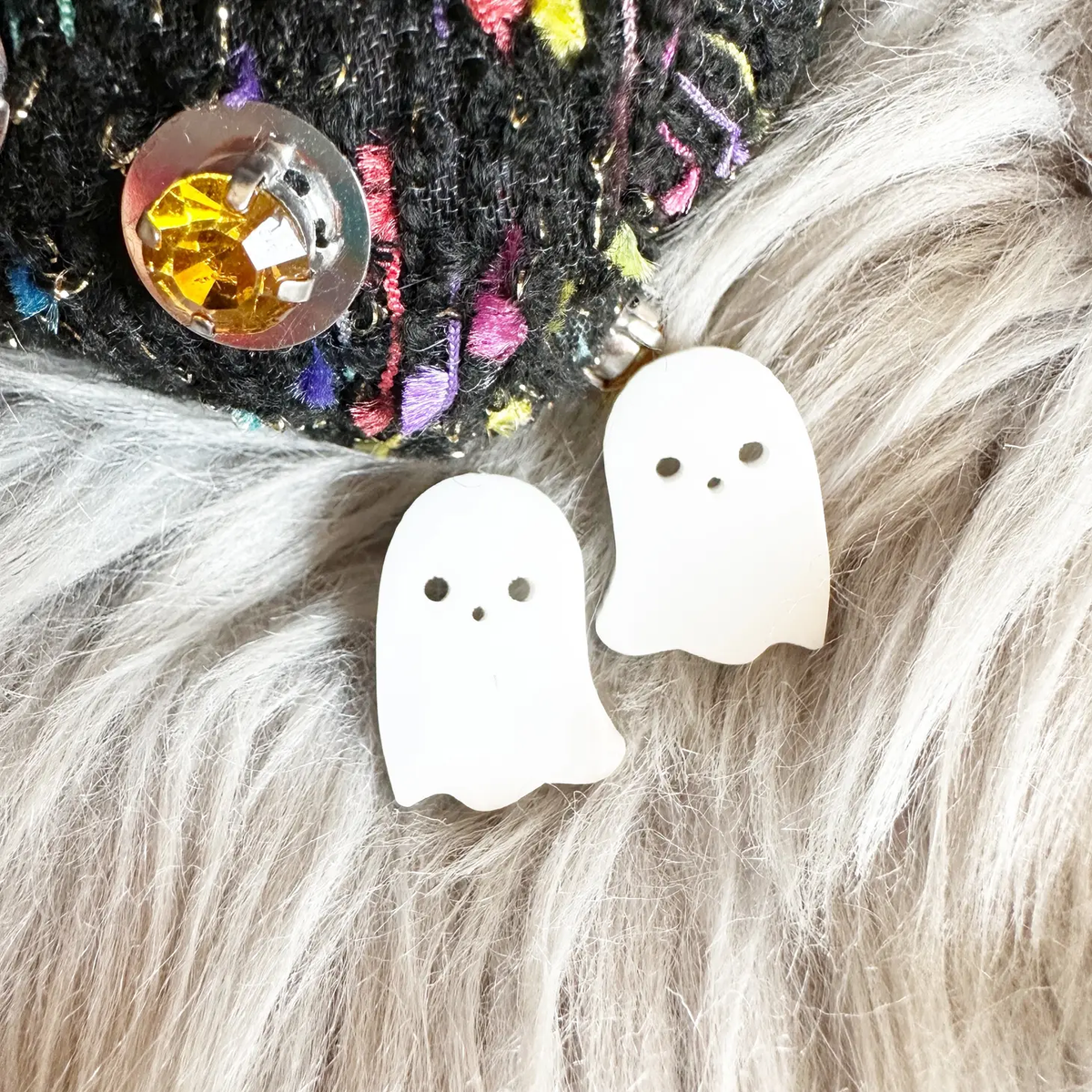 Earrings – Ghost – Medium Stud