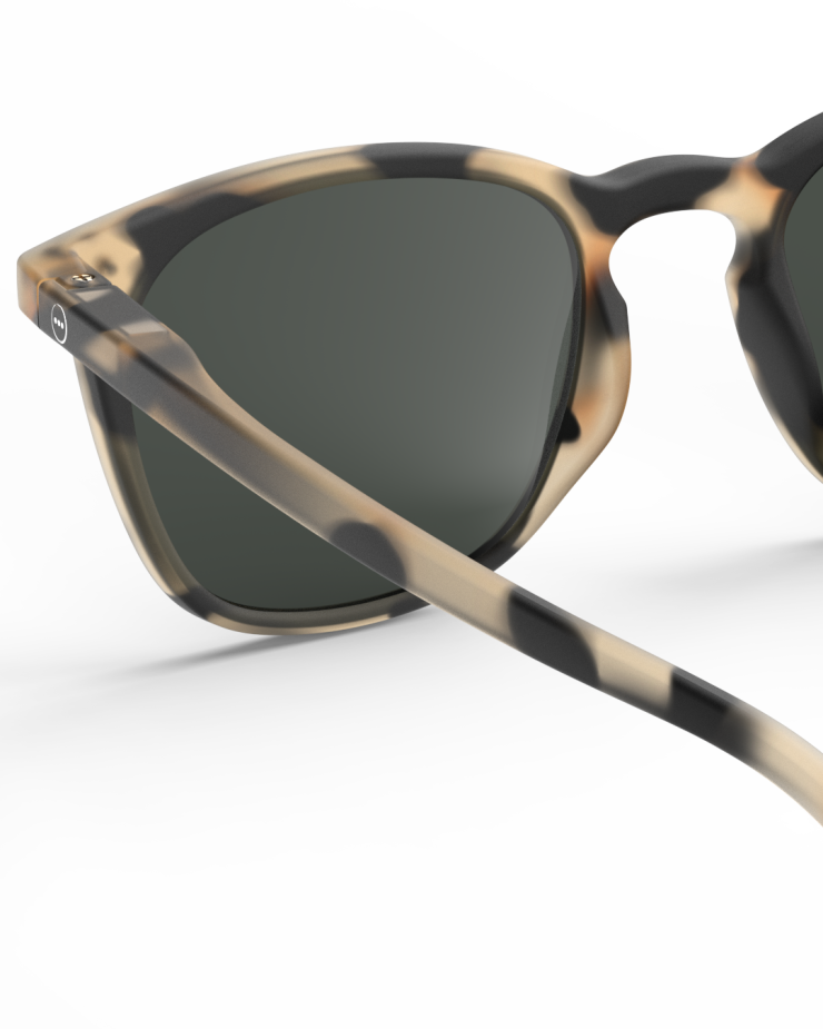 sunglasses - light tortoise by izipizi