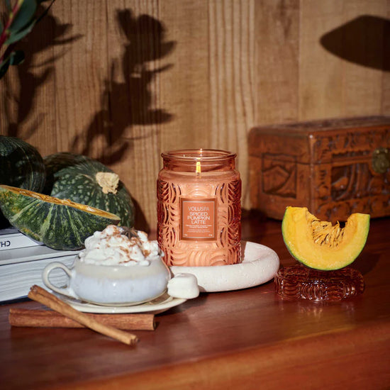 candle - spiced pumpkin latte by voluspa