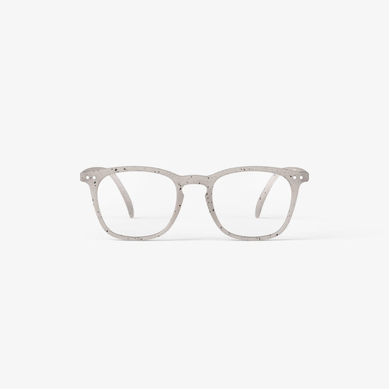 glasses readers - #e trapezoid - ceramic beige by izipizi