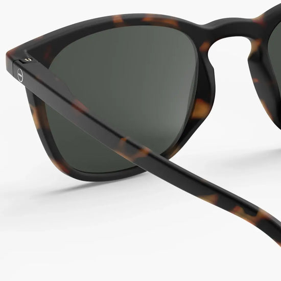 sunglasses readers - #e trapezoid - tortoise by izipizi