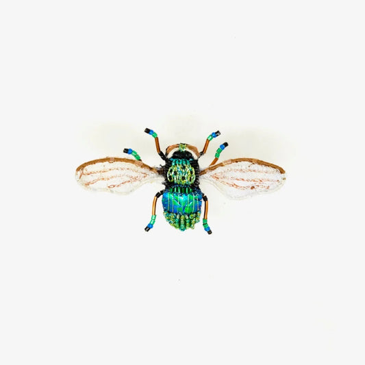 brooch pin - field bee by trovelore