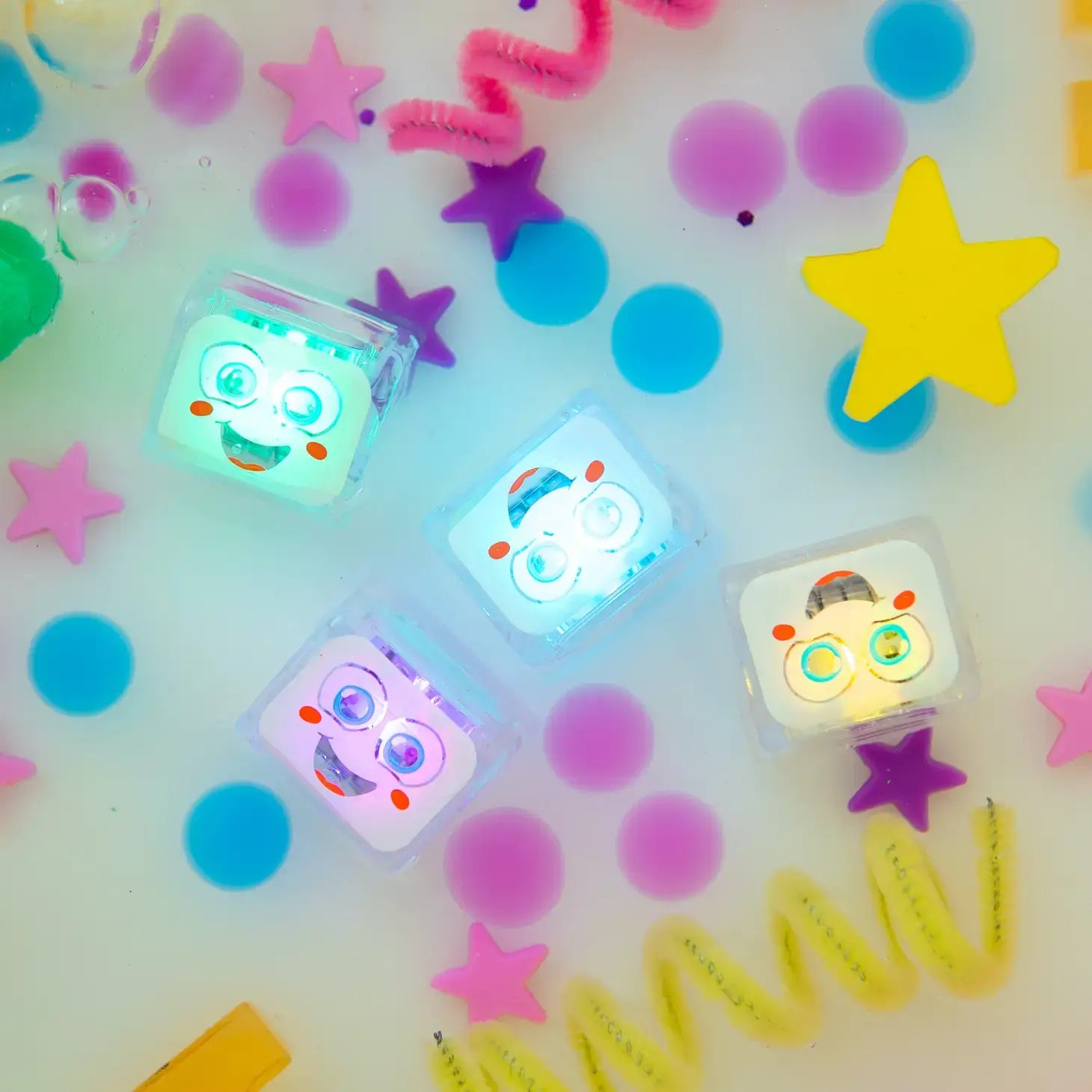 toy - light up cubes - party pal by glo pals