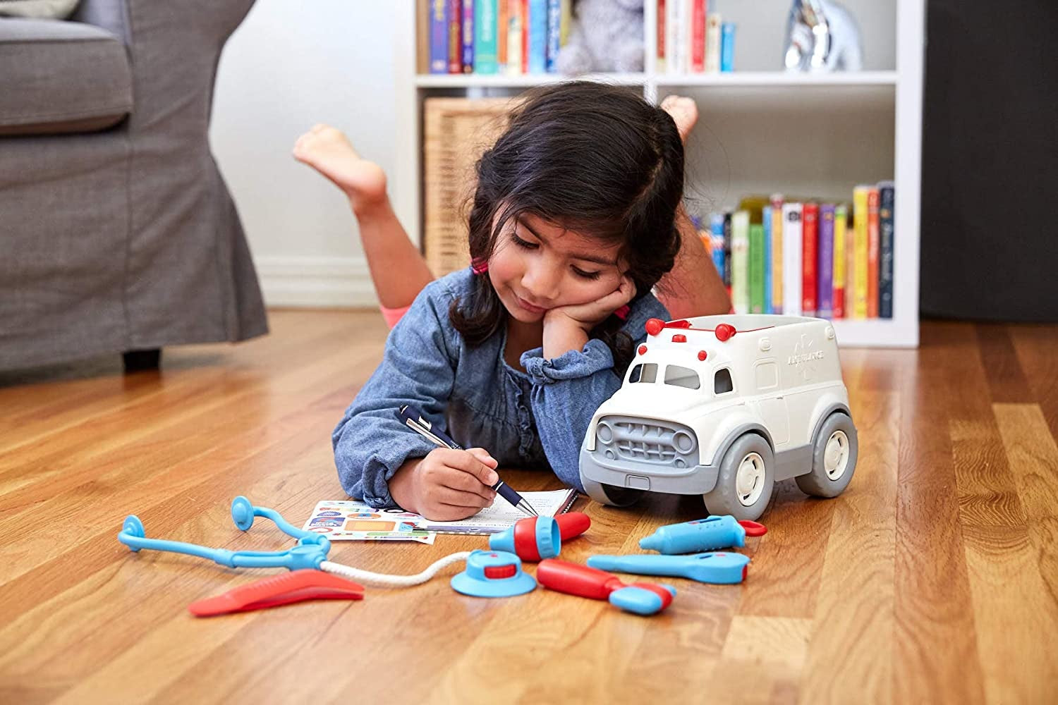 toy - ambulance & doctor's kit by green toys