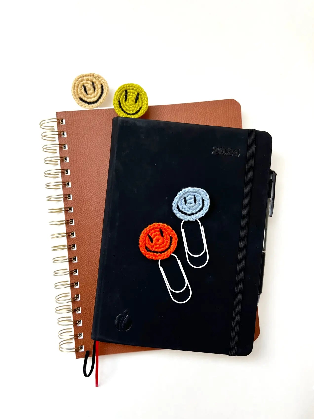 bookmark - paperclip - happy face by impactful market