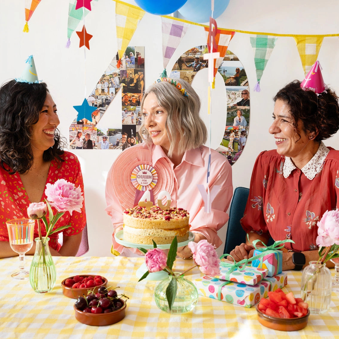 party hats - happy face paper - 5 pack by talking tables, usa