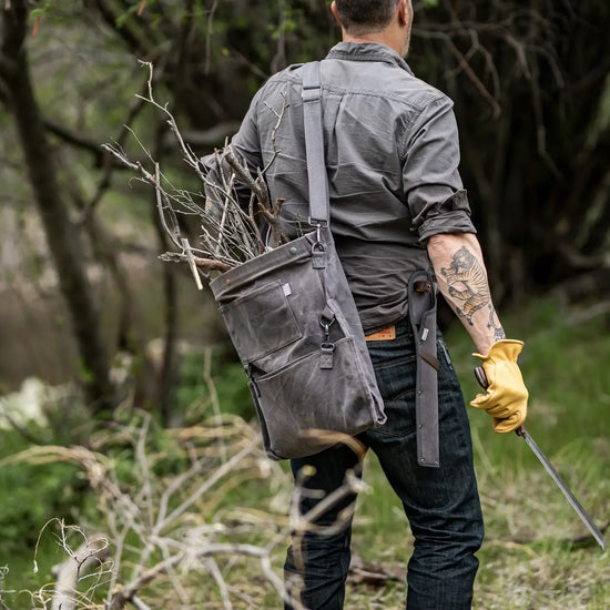 bag - harvesting & gathering - waxed canvas - slate gray by barebones