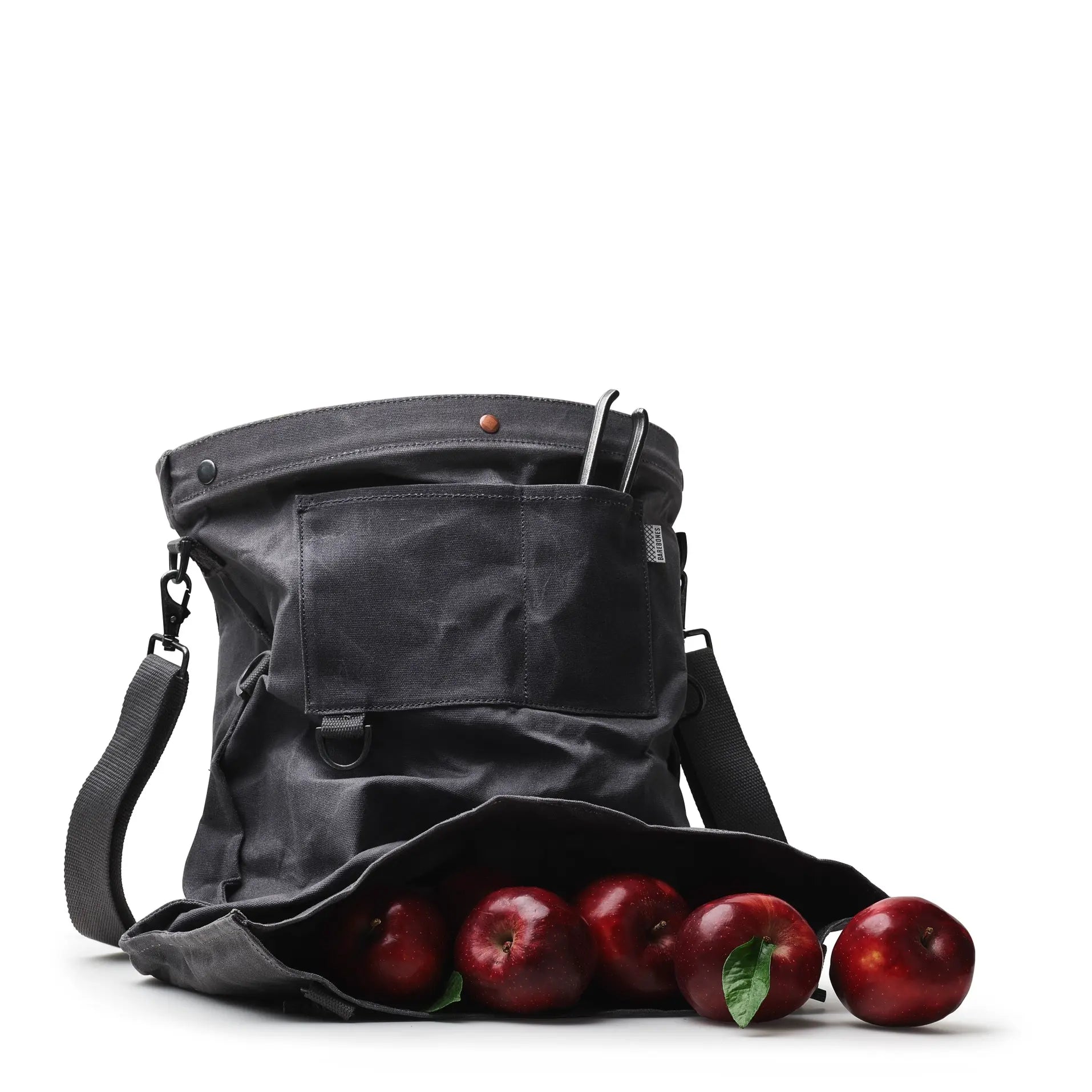 bag - harvesting & gathering - waxed canvas - slate gray by barebones