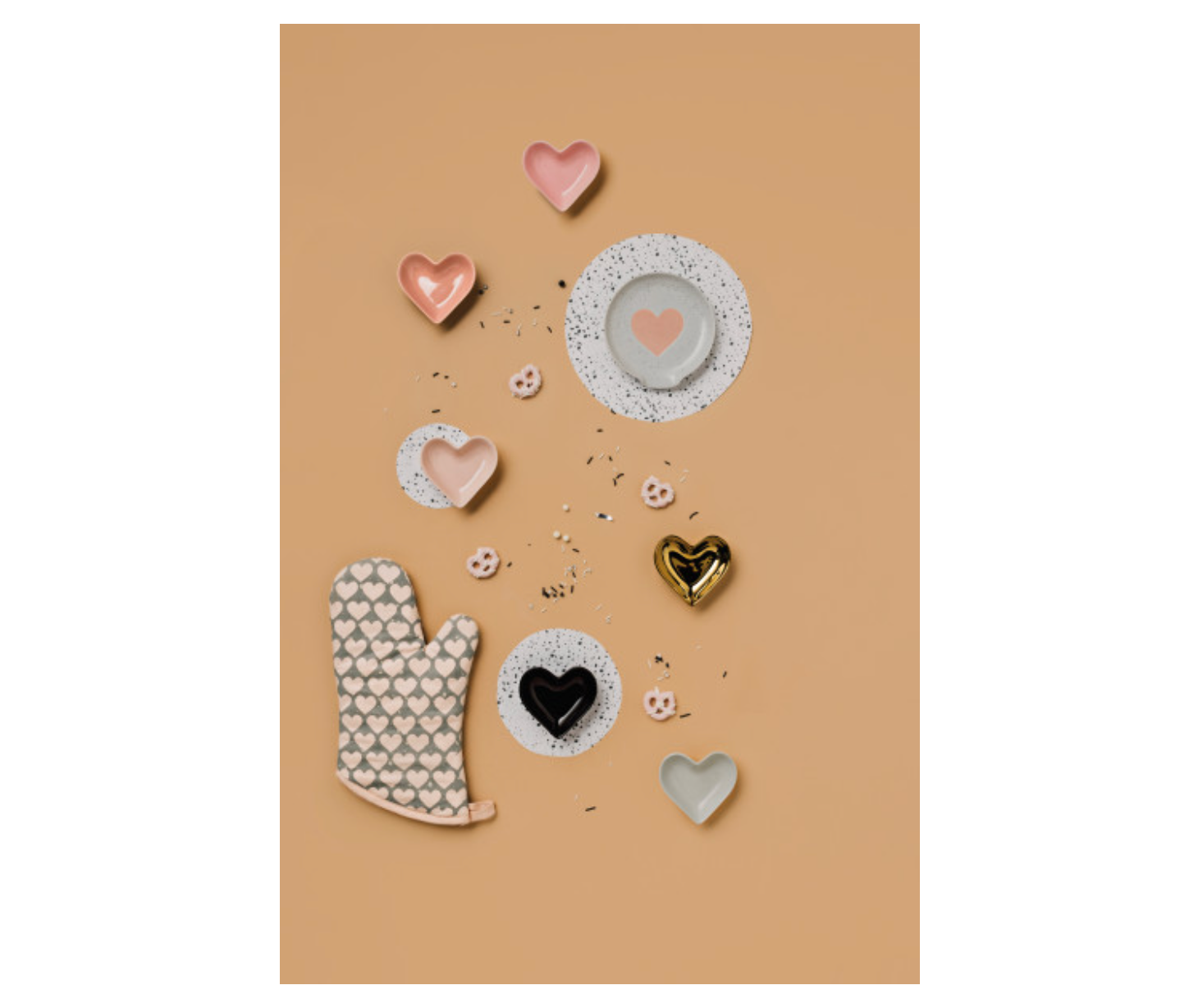 pinch bowl - heart-shaped - single by now designs