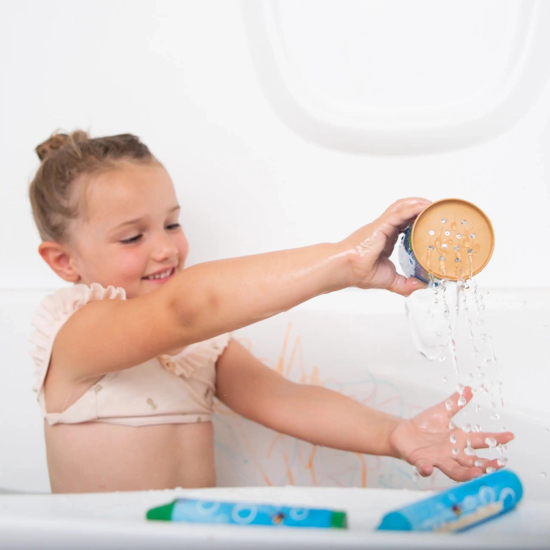 bath crayons - super jumbo - 6 colors by honeysticks