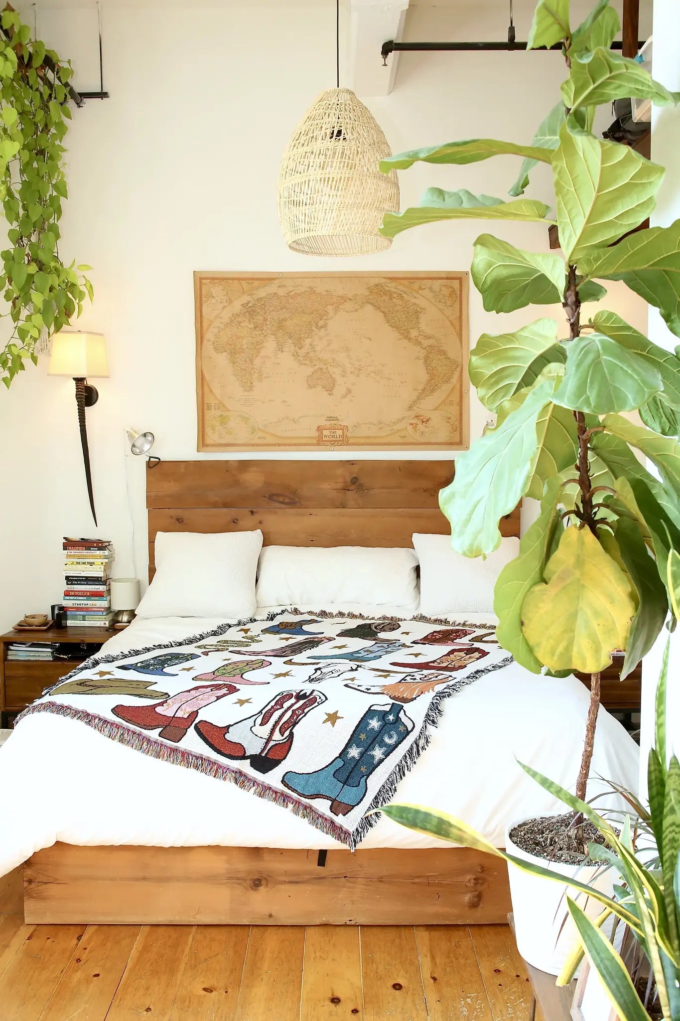 blanket - recycled cotton/acrylic - howdy cowgirl tapestry by calhoun & co.