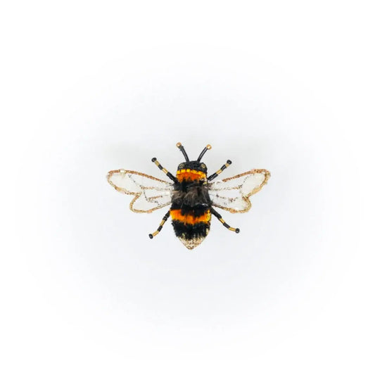 brooch pin - bumble bee by trovelore