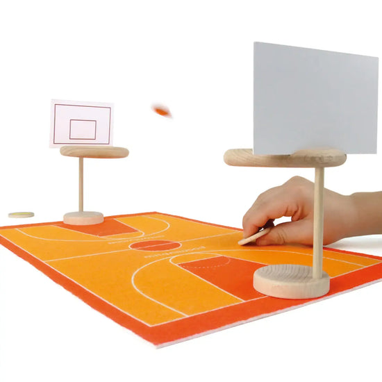 game - jump! wooden tiddlywinks by beyond 123