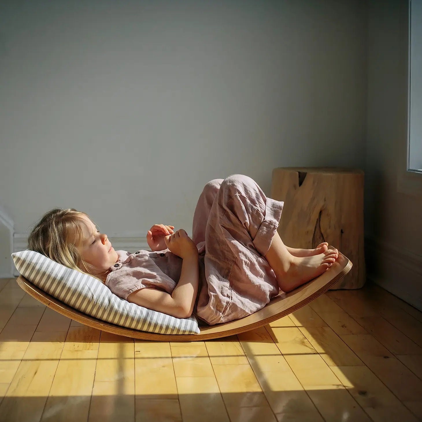 toy - balance board original by kinderfeets