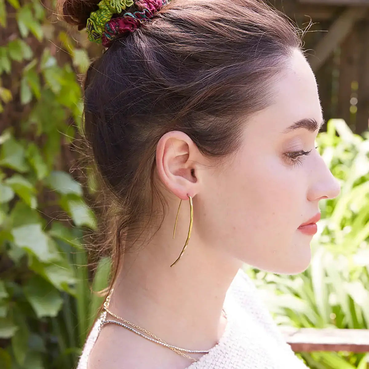 earrings - leila linear - gold by worldfinds