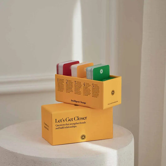 card game - let's get closer by intelligent change