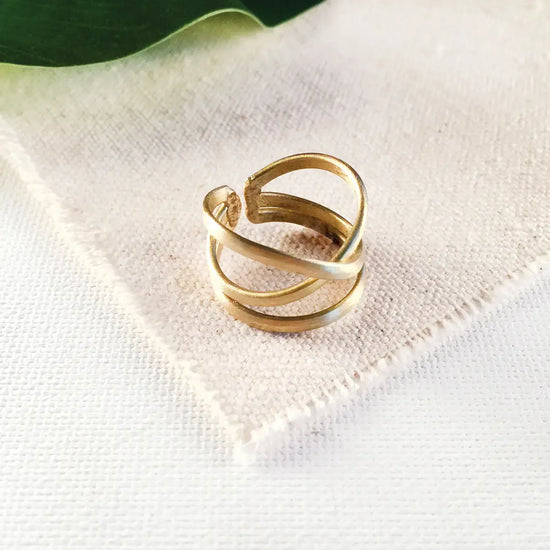 ring - linear x - gold by worldfinds