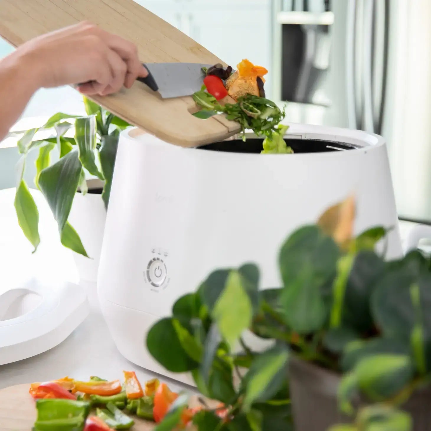 kitchen composter - lomi smart waste™ by lomi