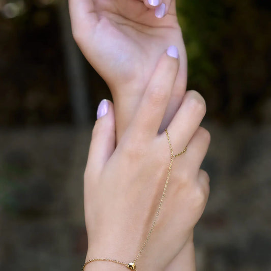 hand chain - love connection - 18kgp by peter and june
