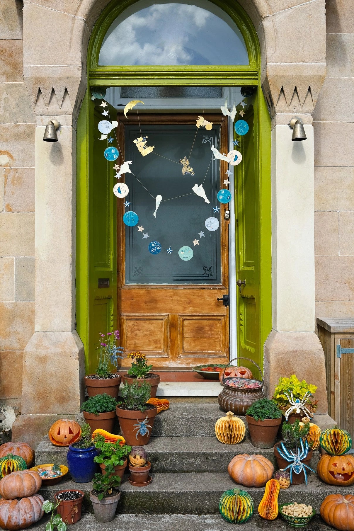 garland - recycled cotton paper - moons & stars by east end press