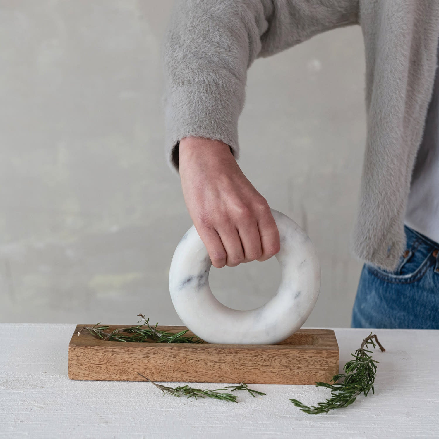 moral & pestle set - mango wood - marble ring-shaped by creative co-op