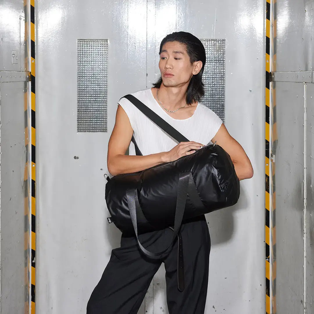 bag - weekender - black metallic by loqi llc