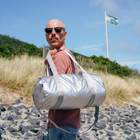 bag - weekender - silver metallic by loqi llc