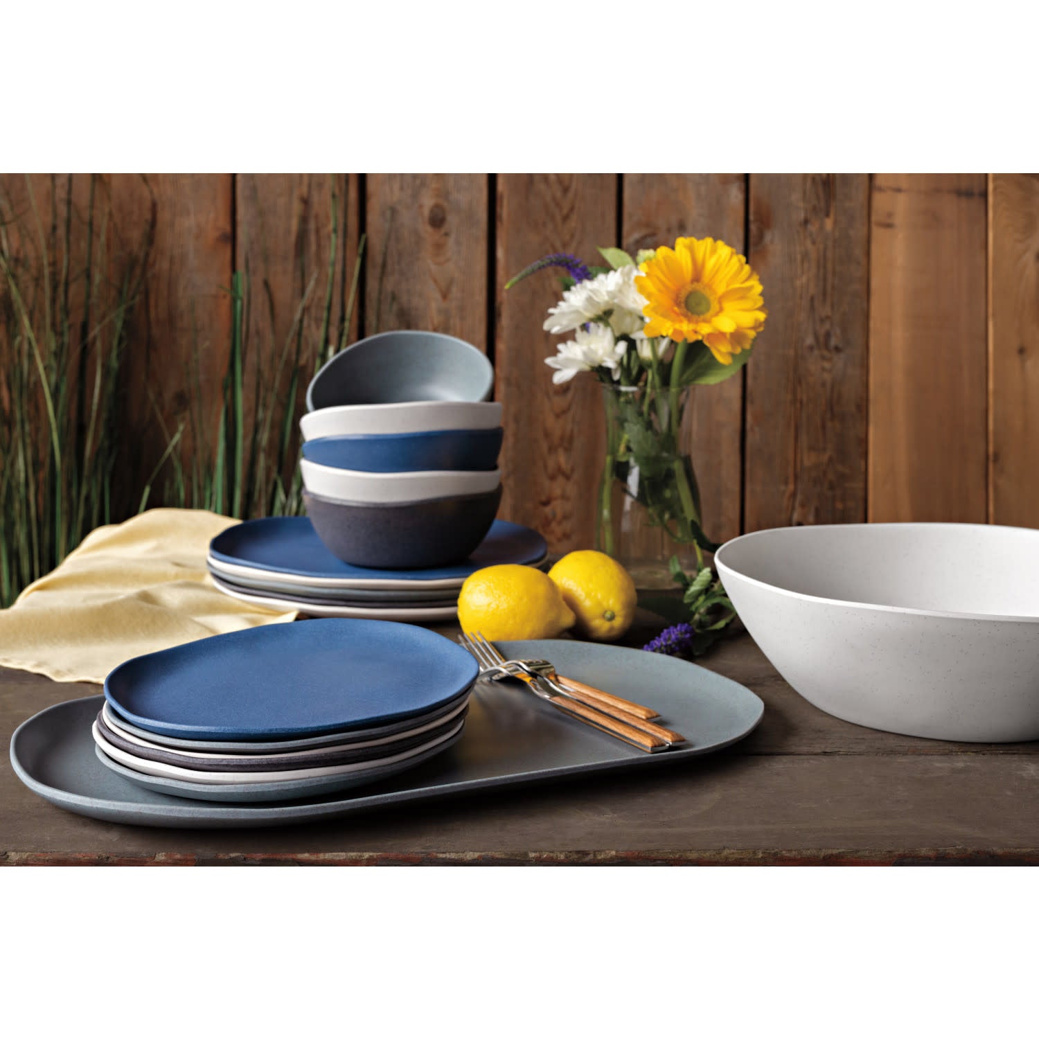 serving bowl - fresco melamine by now designs