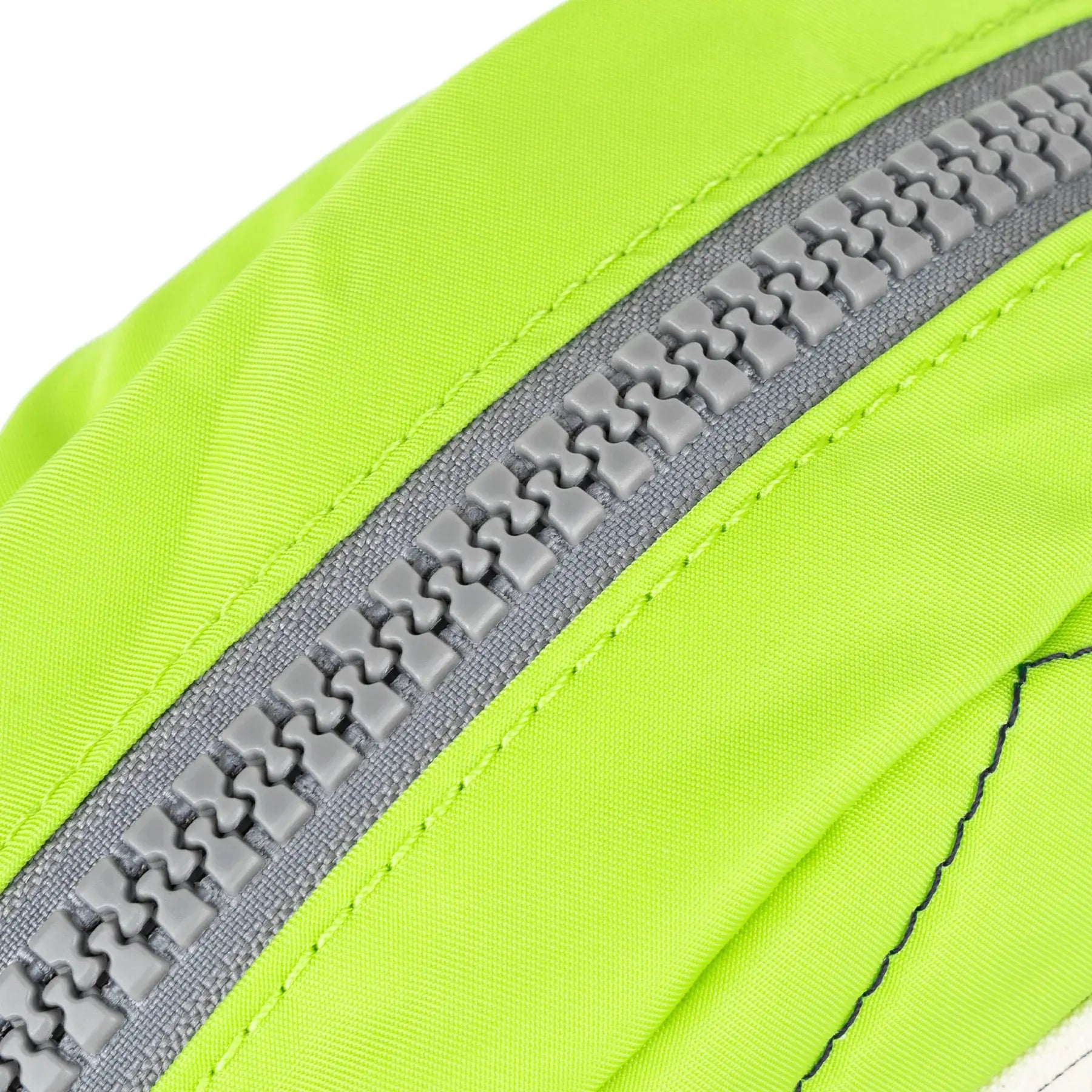 bag - crossbody round - paddington - nylon - small by ori london